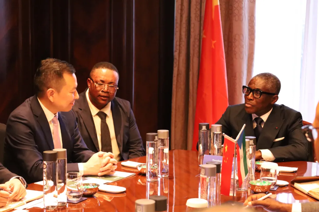 赤道几内亚共和国访华代表与JDB电子股份深入探讨产业协同发展
