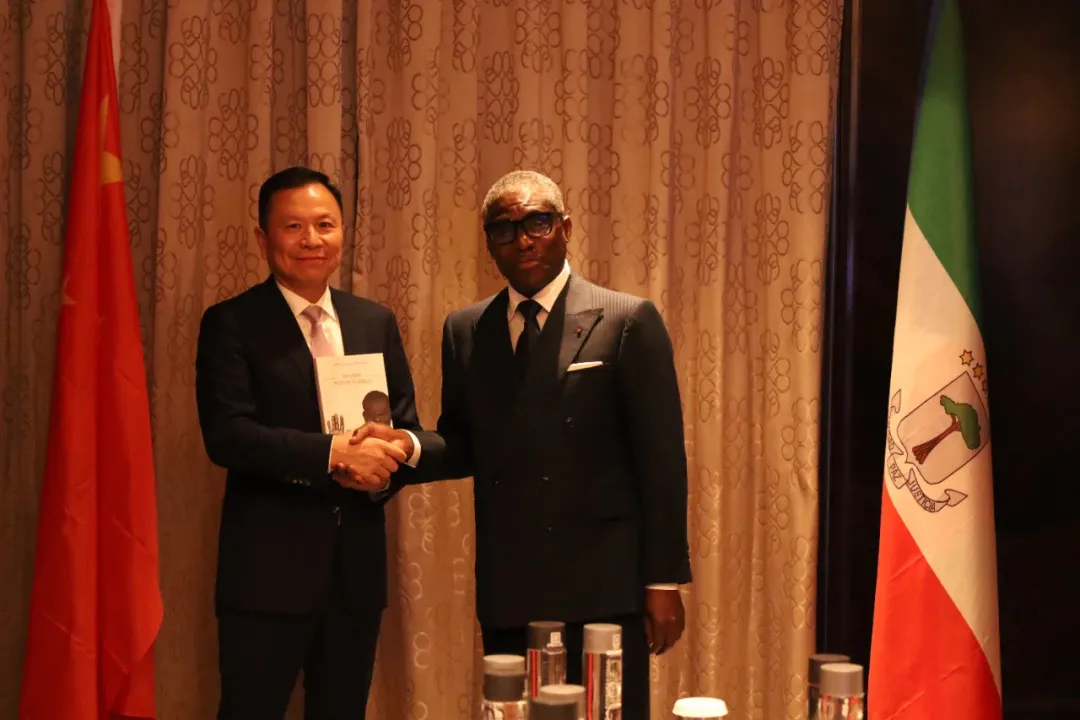 赤道几内亚共和国访华代表与JDB电子股份深入探讨产业协同发展